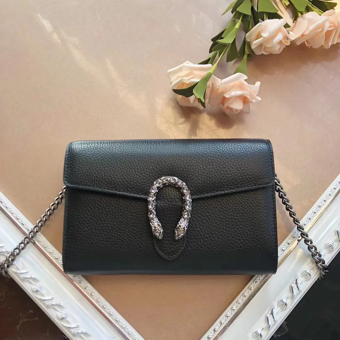 GC413 Wallet on the Chain / 7.9x5.3x1.6inch