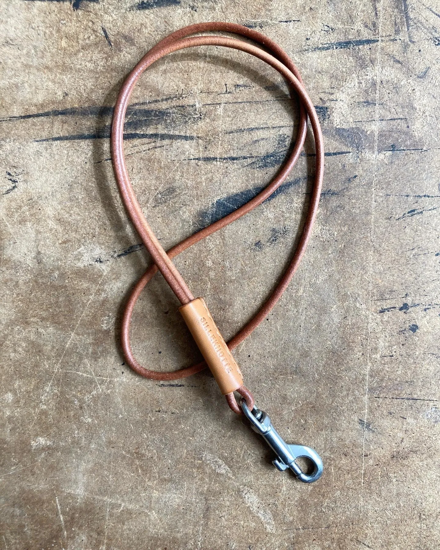LEATHER KEY LANYARD: LEA (BLACK)