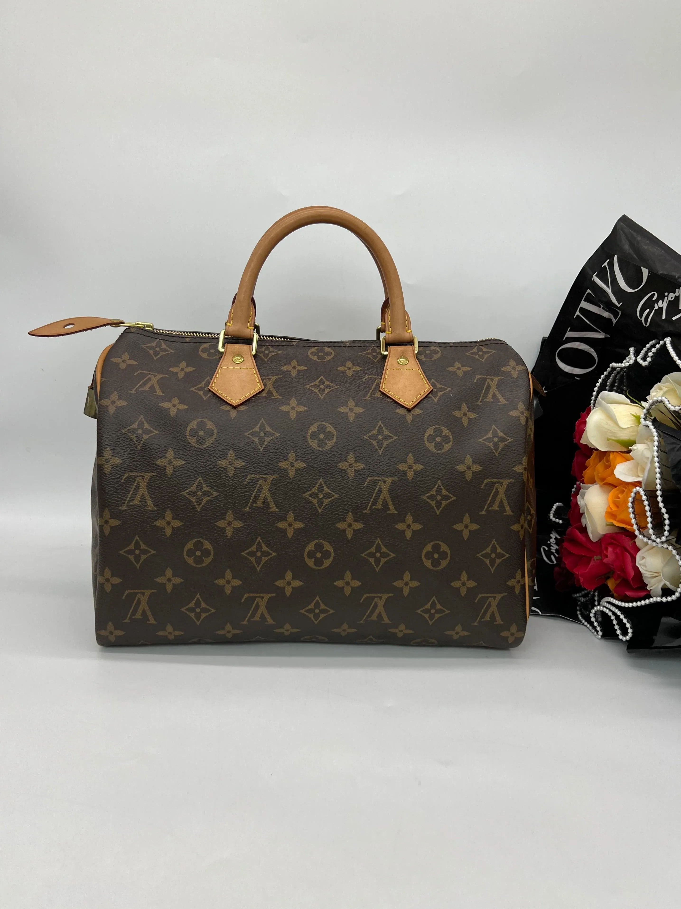 LOUIS VUITTONSpeedy 30 Handbag Bag